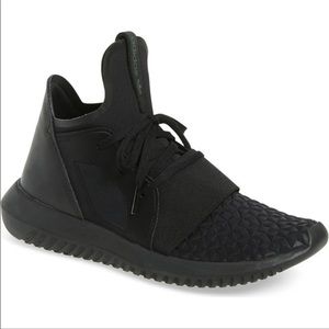 Women’s ADIDAS Tubular Defiant Sneakers